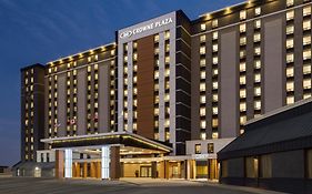 Crowne Plaza Toronto Airport 4*